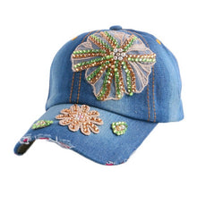 Load image into Gallery viewer, new style girl women woman beautiful crown shaped